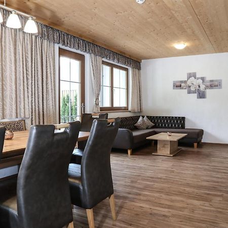 Chalets Hotter - Ferienhaus Mit E-Ladestation Zell am Ziller Bagian luar foto