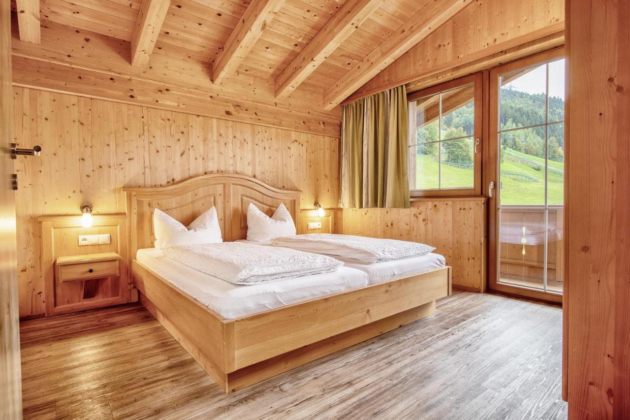 Chalets Hotter - Ferienhaus Mit E-Ladestation Zell am Ziller Bagian luar foto