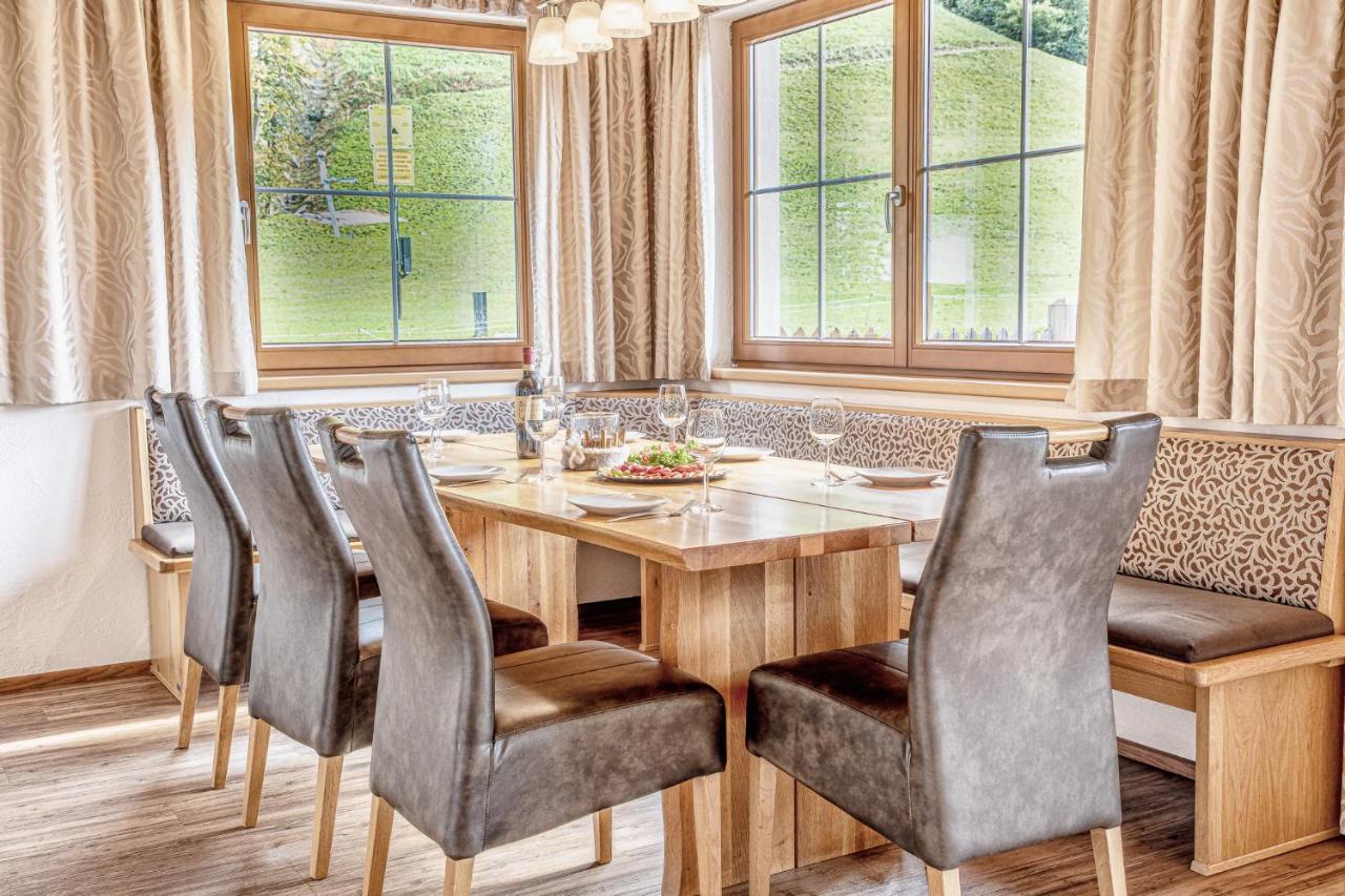 Chalets Hotter - Ferienhaus Mit E-Ladestation Zell am Ziller Bagian luar foto